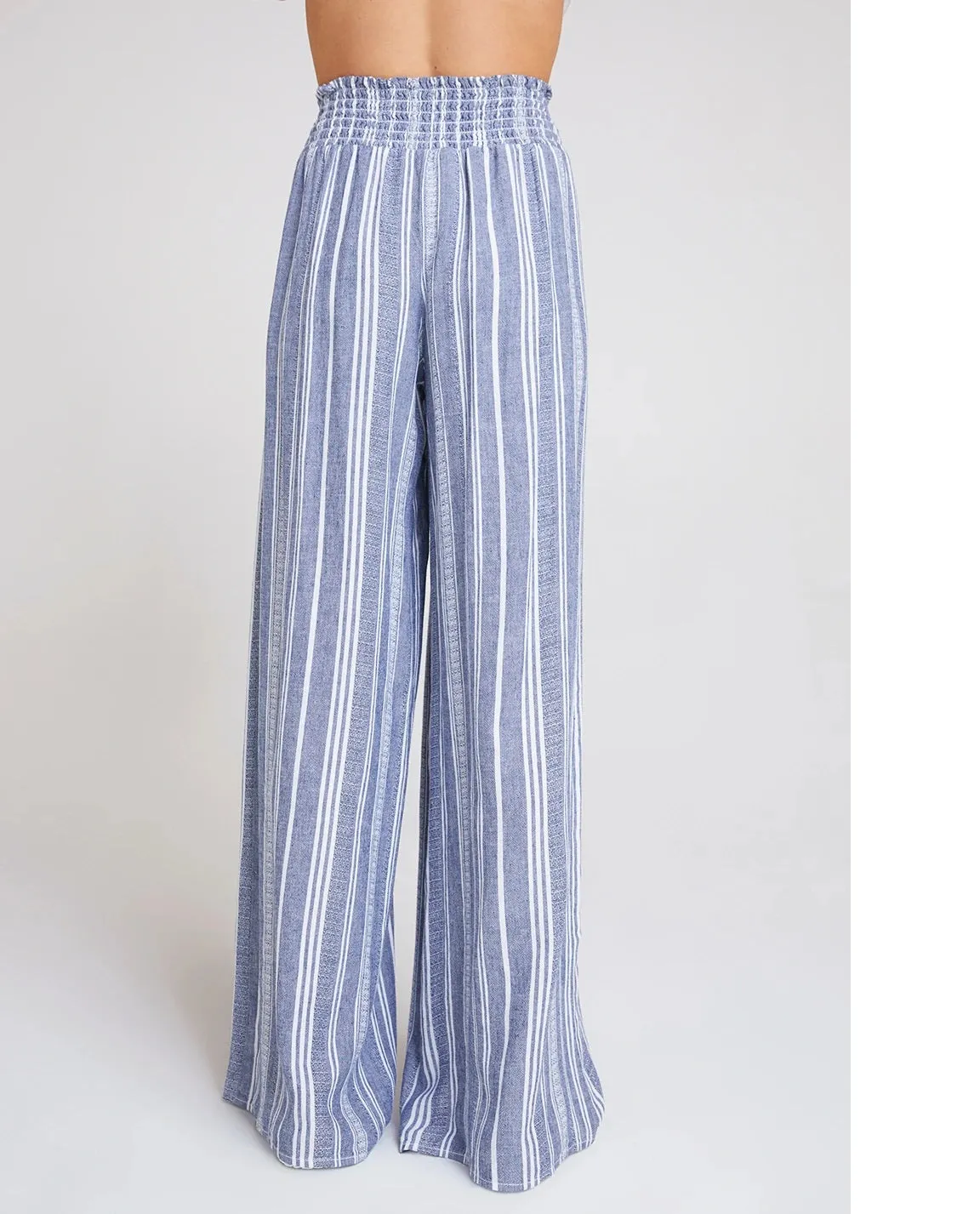 Bella Dahl - Smocked Tie Waist Wide Leg Pant in Navy/White