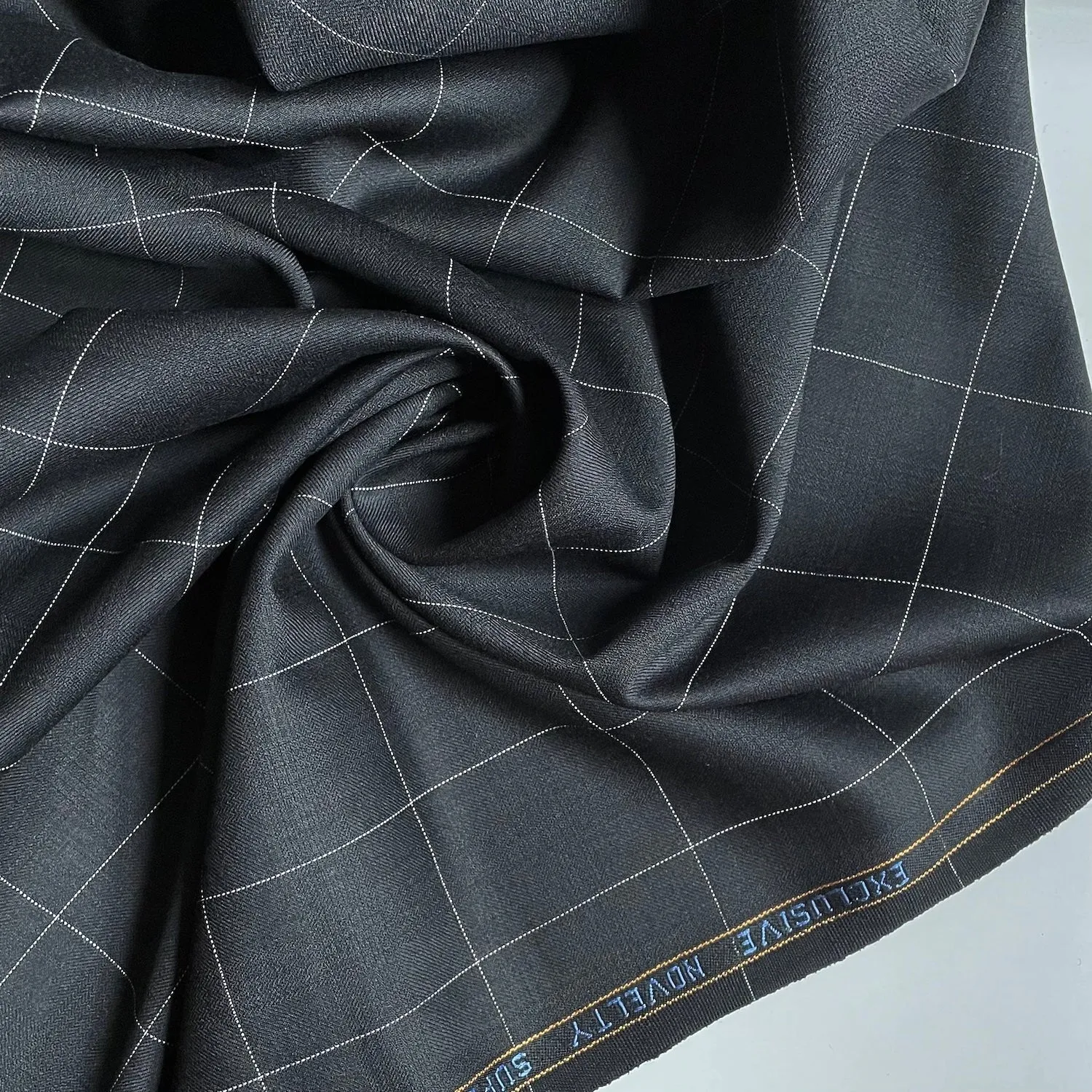 Exclusive Novelty Super 100s Suiting Wool - Black Checks