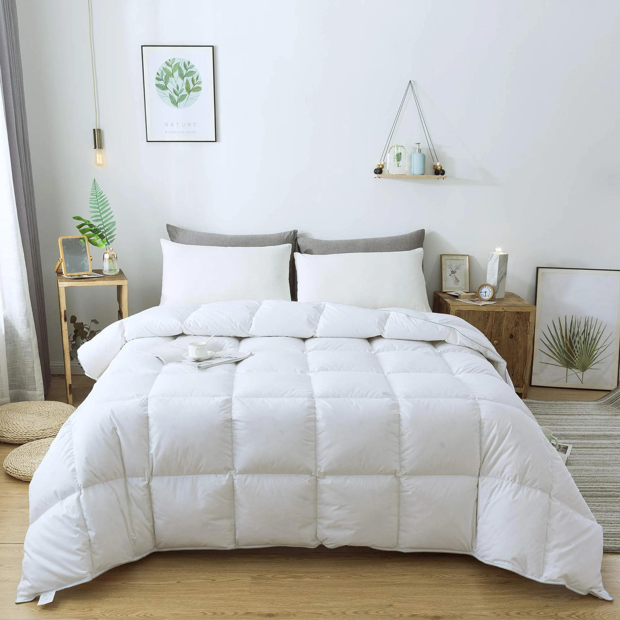 Goose Feathered Soft Plush Bedroom Down Comforter