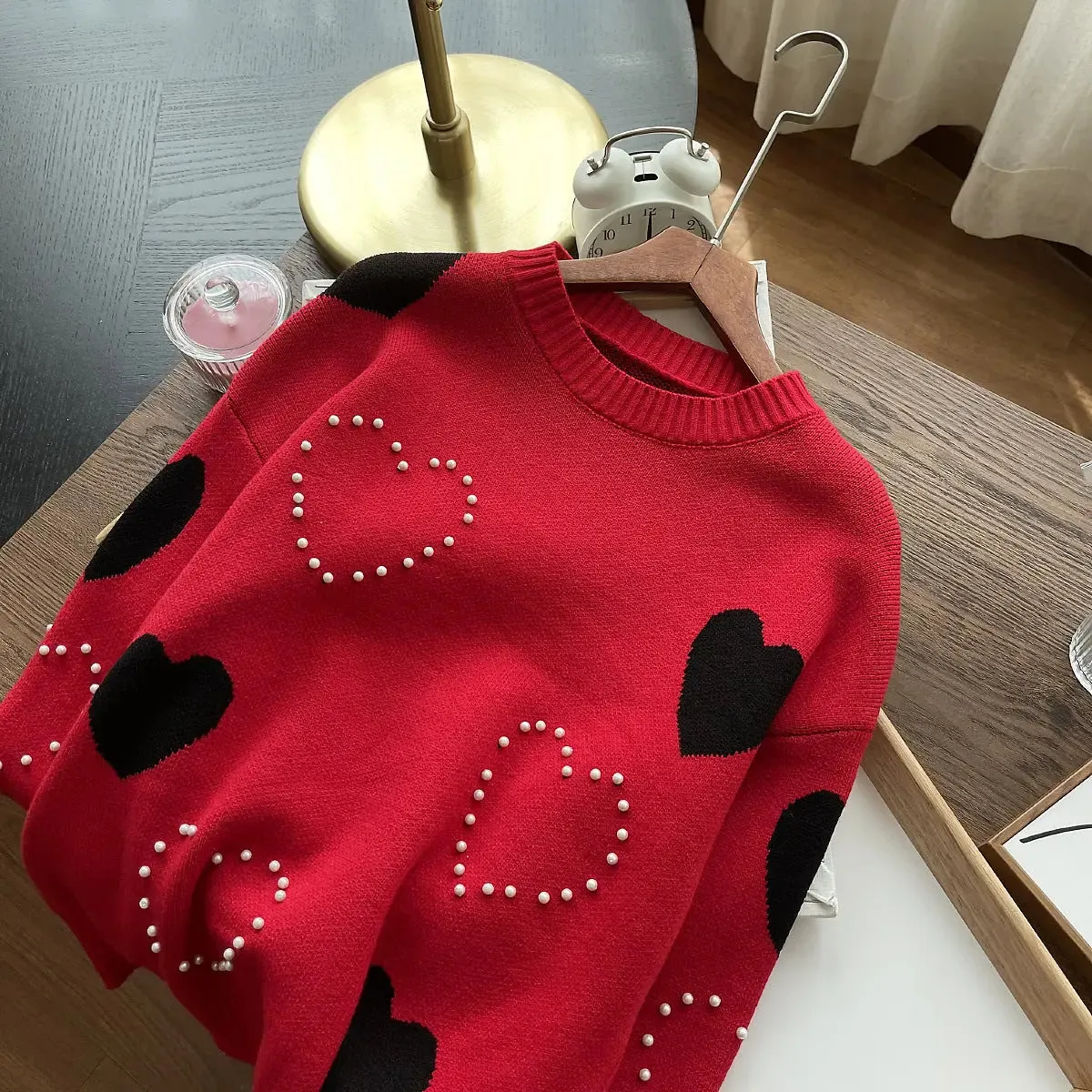 Women's Stylish Loose Round Neck Pearl Peach Heart Long Sleeve Sweater